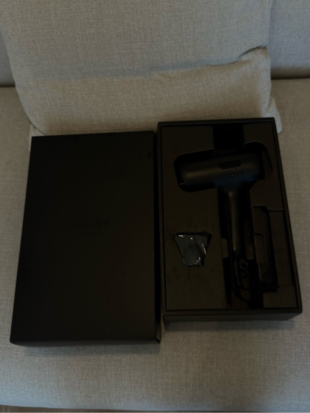 Wireless Black Handheld Massage Gun for Muscle Recovery